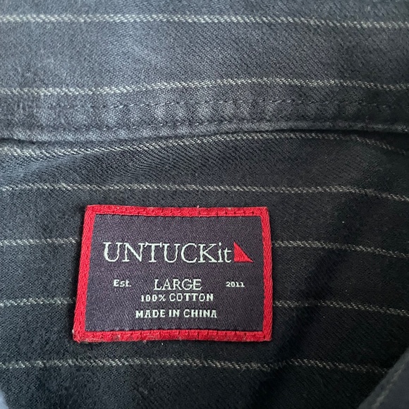 UNTUCKit Men’s Long Sleeve Button Up Shirt Size Flannel Large Blue Striped - Picture 9 of 10